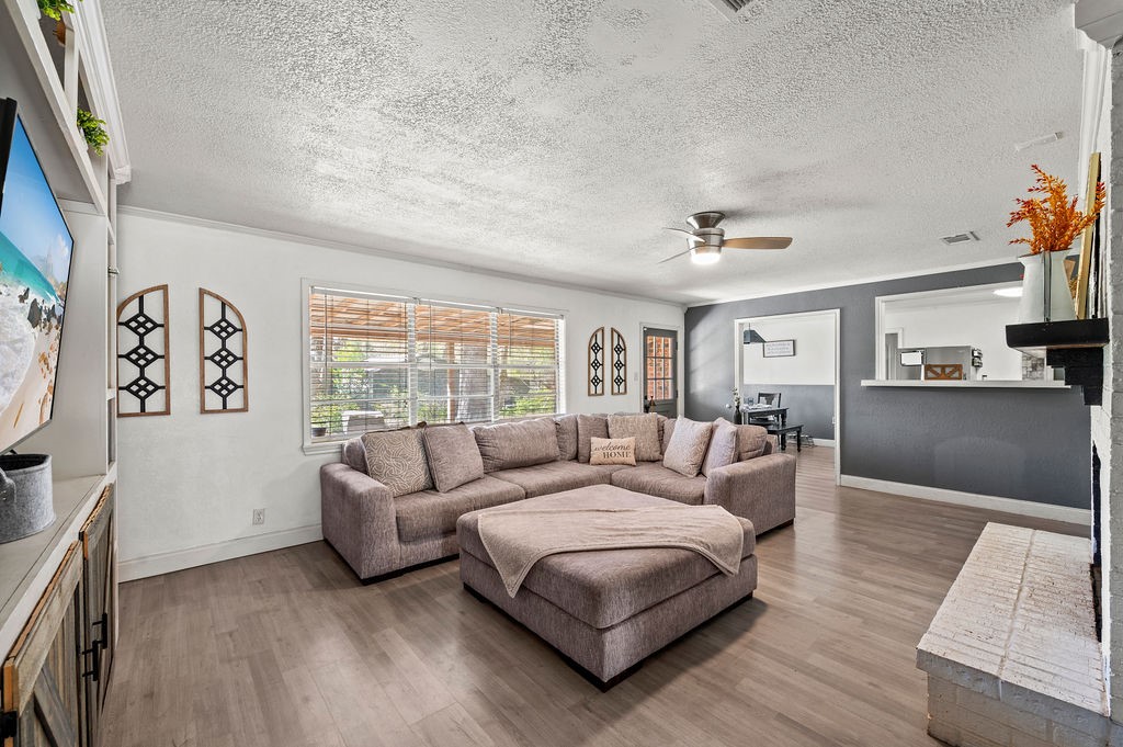725 W Blair Street Mineola TX 75773