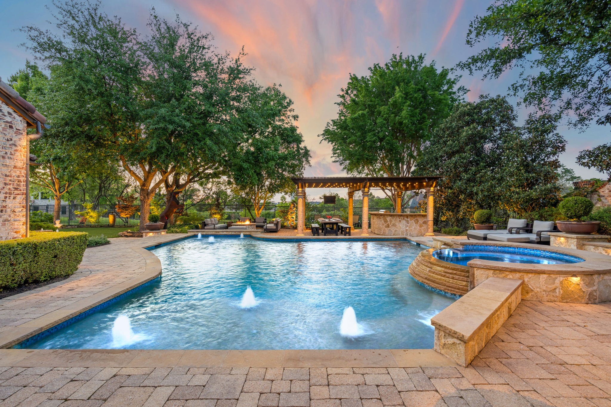 1008 Excalibur Boulevard Lewisville TX 75056