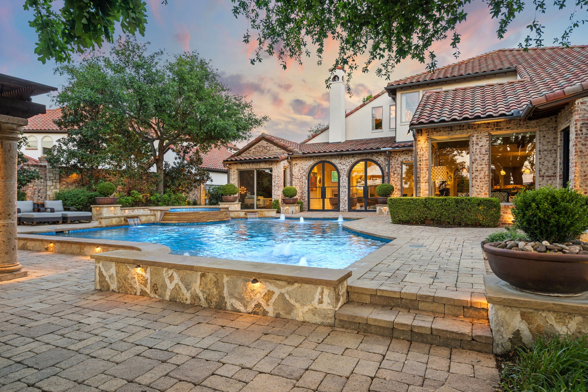 1008 Excalibur Boulevard Lewisville TX 75056