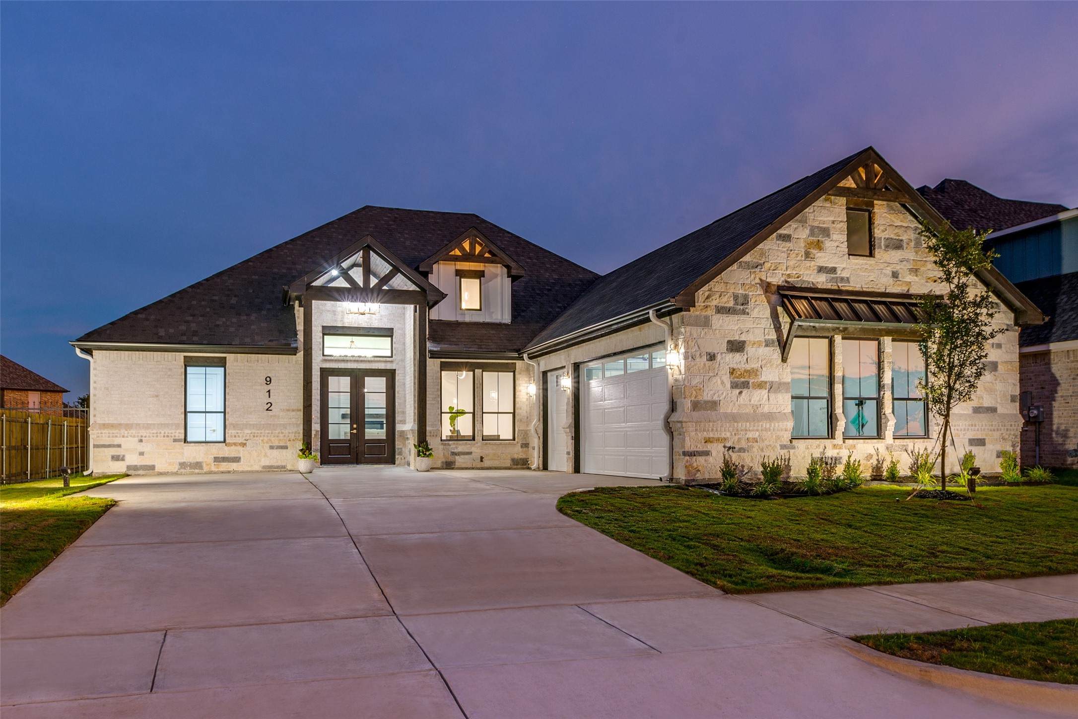 912 Bandon Dunes Drive Burleson TX 76028
