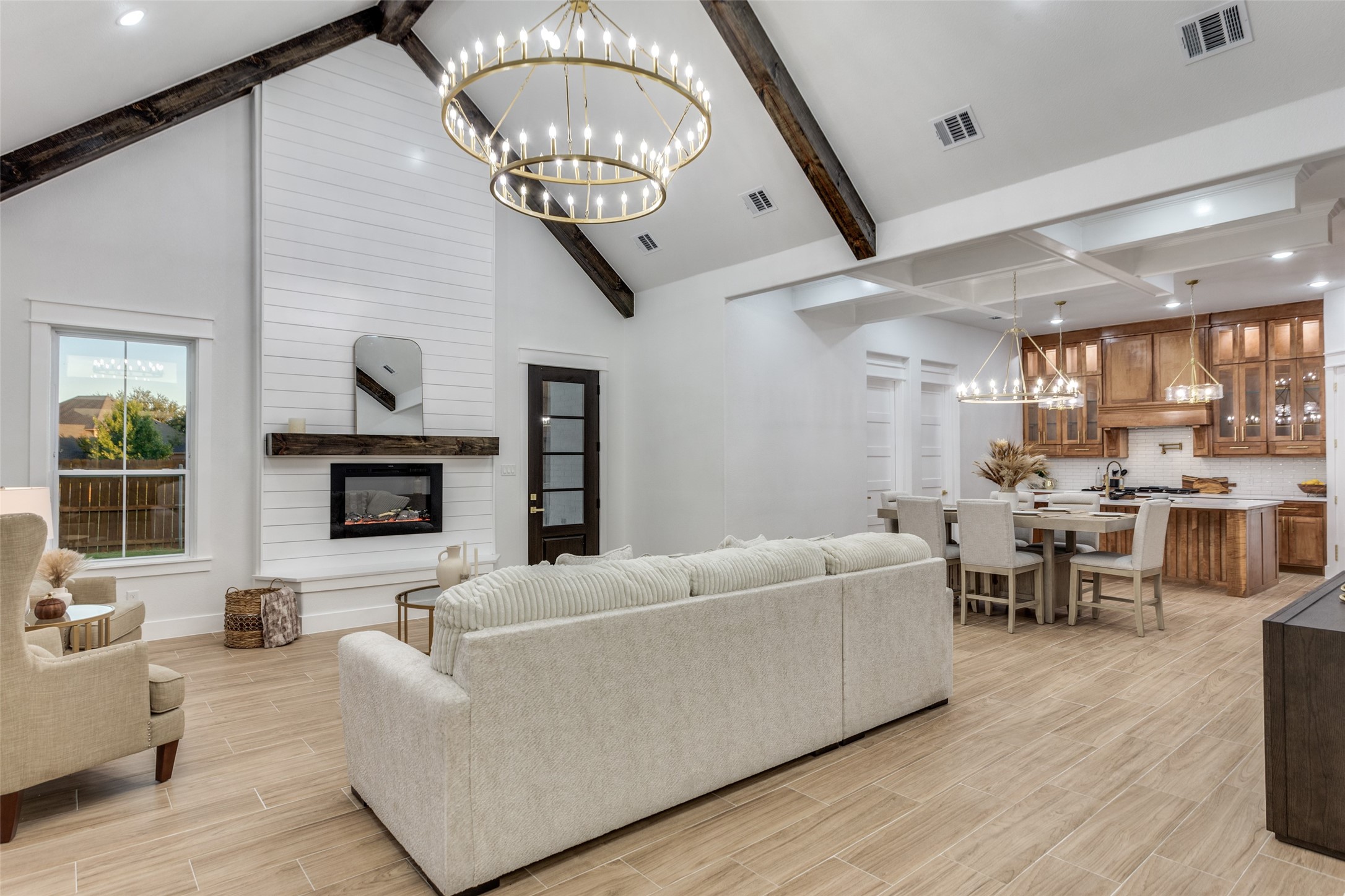 912 Bandon Dunes Drive Burleson TX 76028