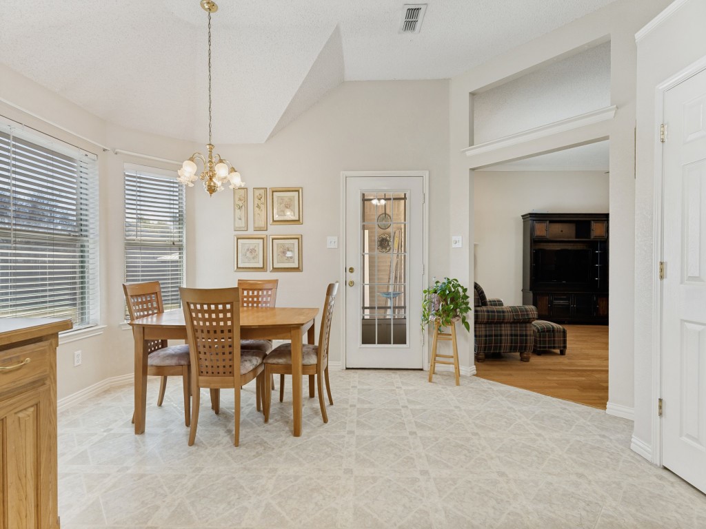 6908 Cheatham Drive Watauga TX 76148