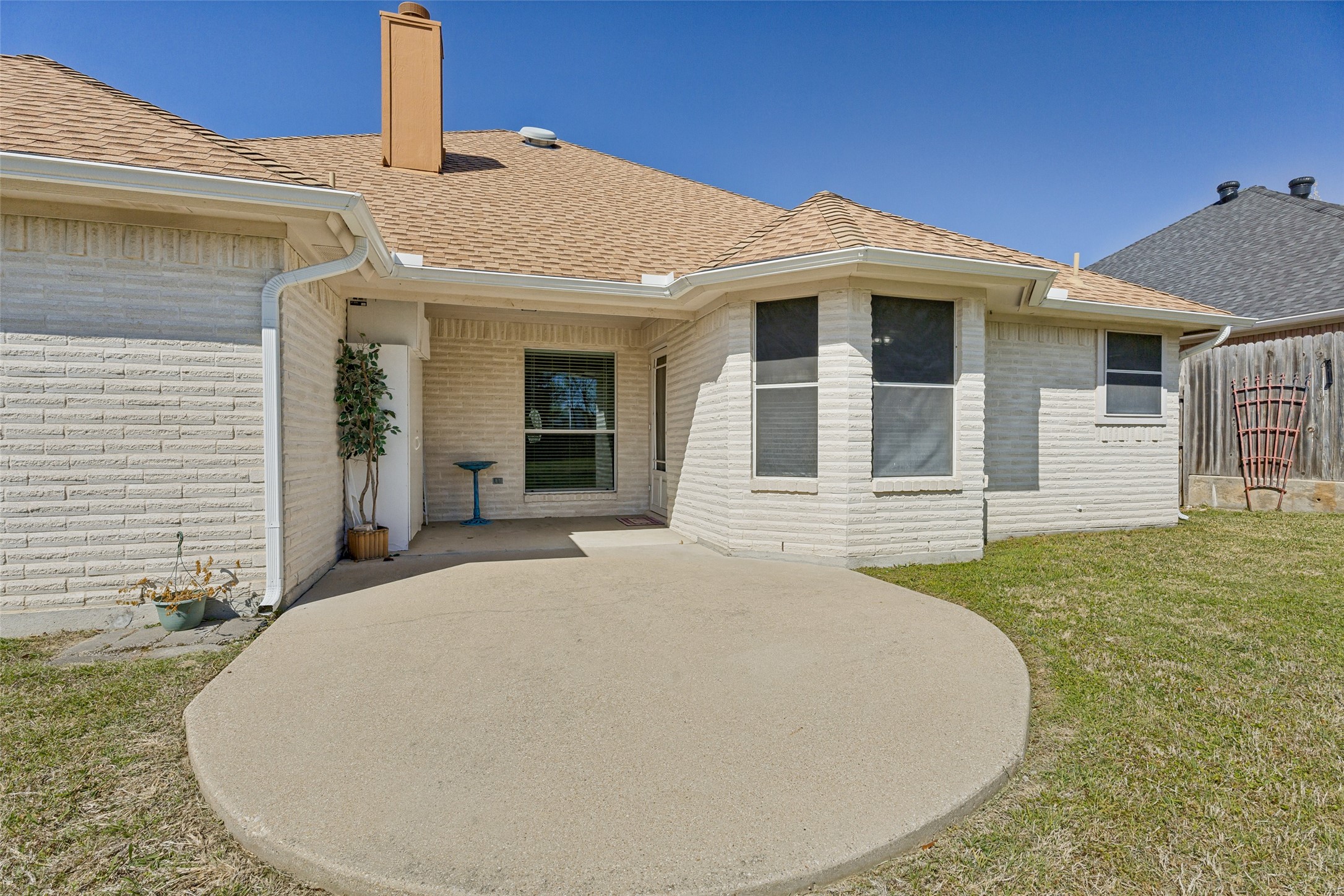 6908 Cheatham Drive Watauga TX 76148