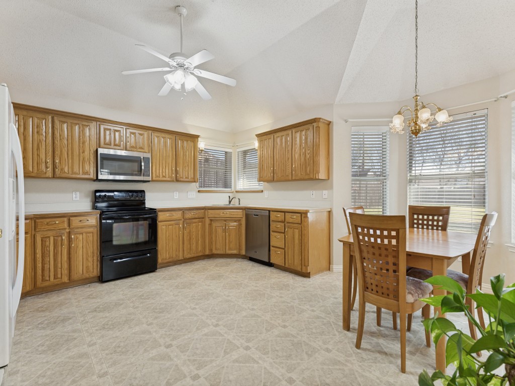 6908 Cheatham Drive Watauga TX 76148