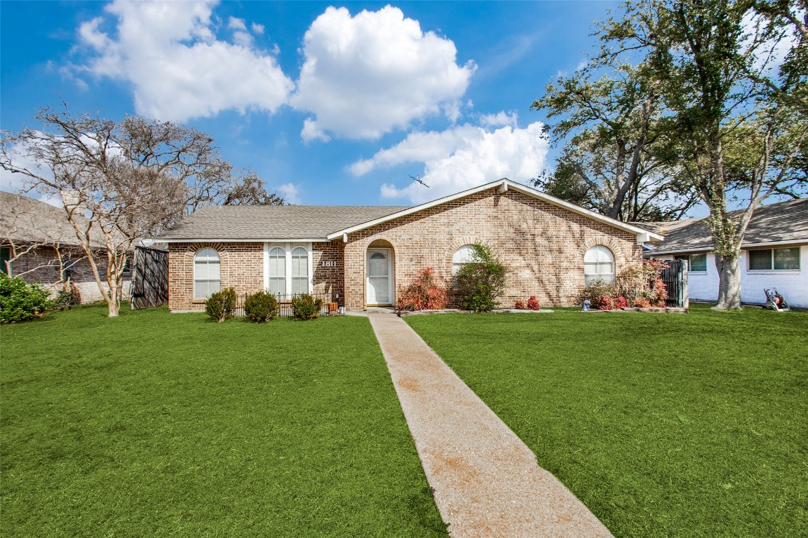 1811 Baltimore Drive Richardson TX 75081