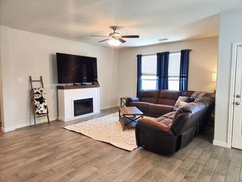 120 Wagon Mound Waxahachie TX 75167