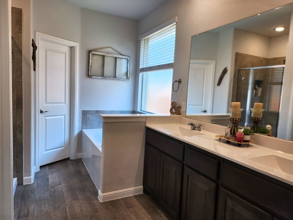 120 Wagon Mound Waxahachie TX 75167
