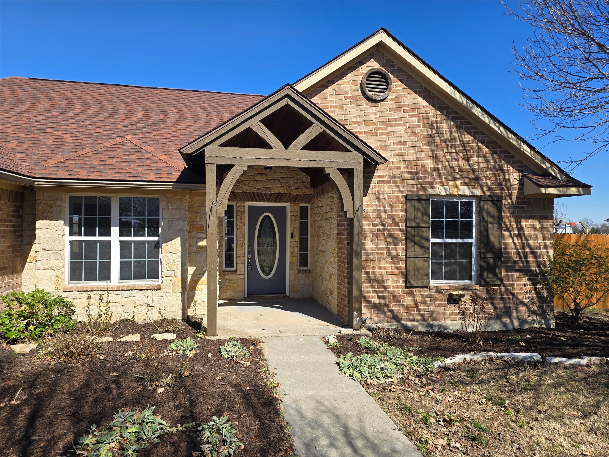 102 Butler Street Savoy TX 75479