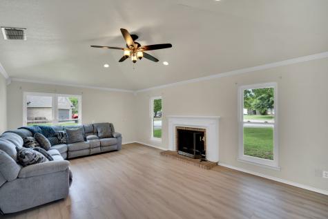 1311 Cindy Court Cleburne TX 76033