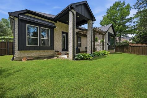 1711 Moreland Drive Sherman TX 75090