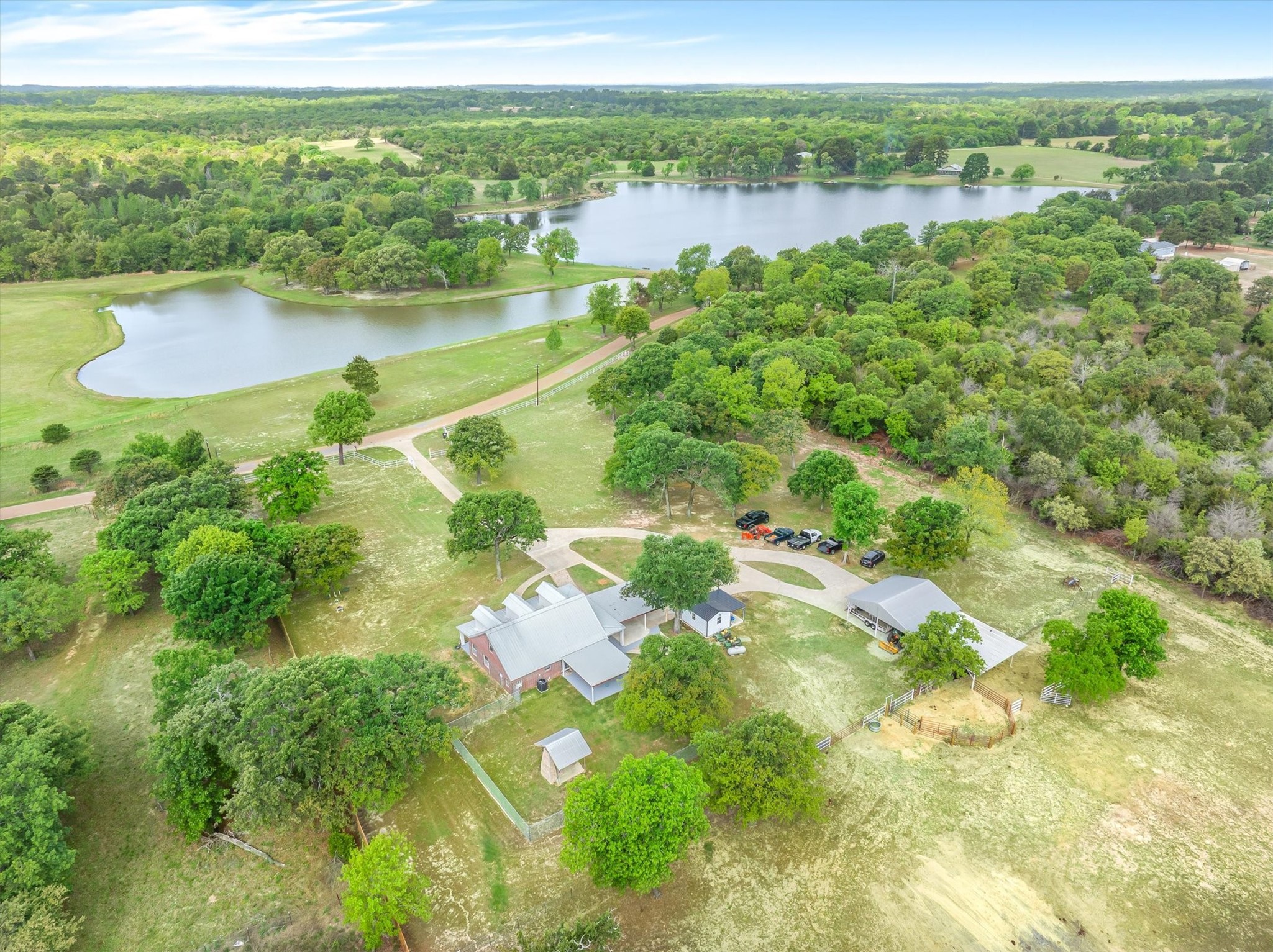 7700 County Road 3700 Athens TX 75752