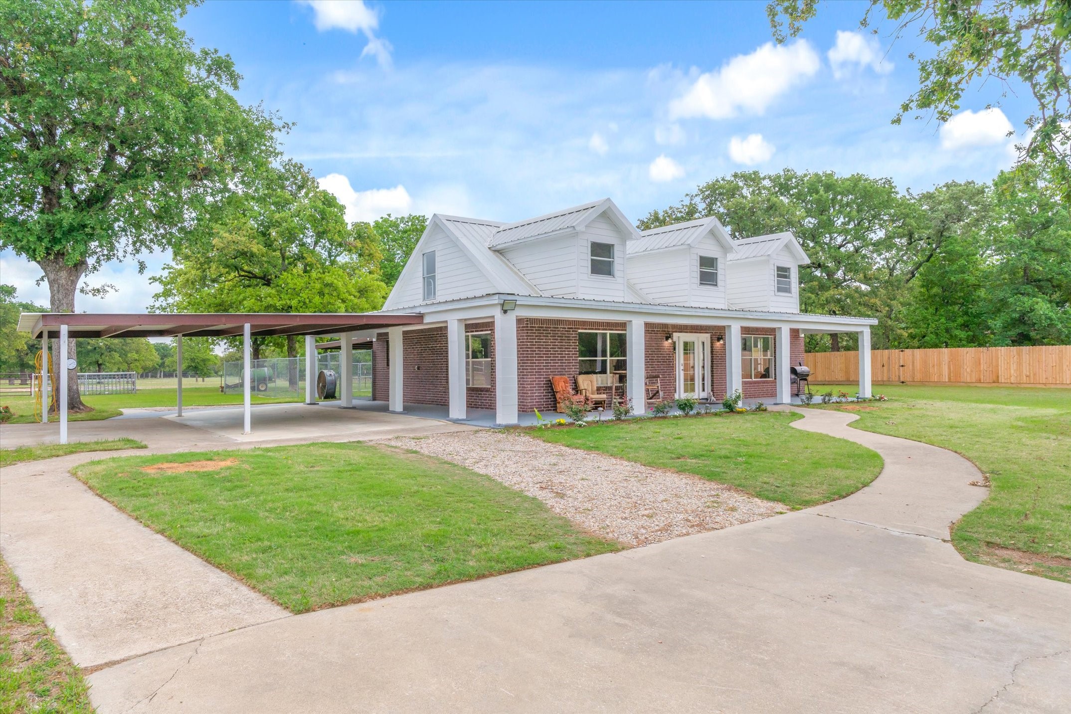 7700 County Road 3700 Athens TX 75752