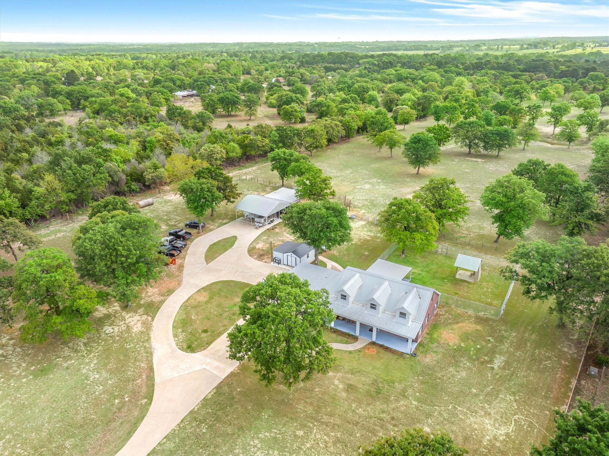 7700 County Road 3700 Athens TX 75752