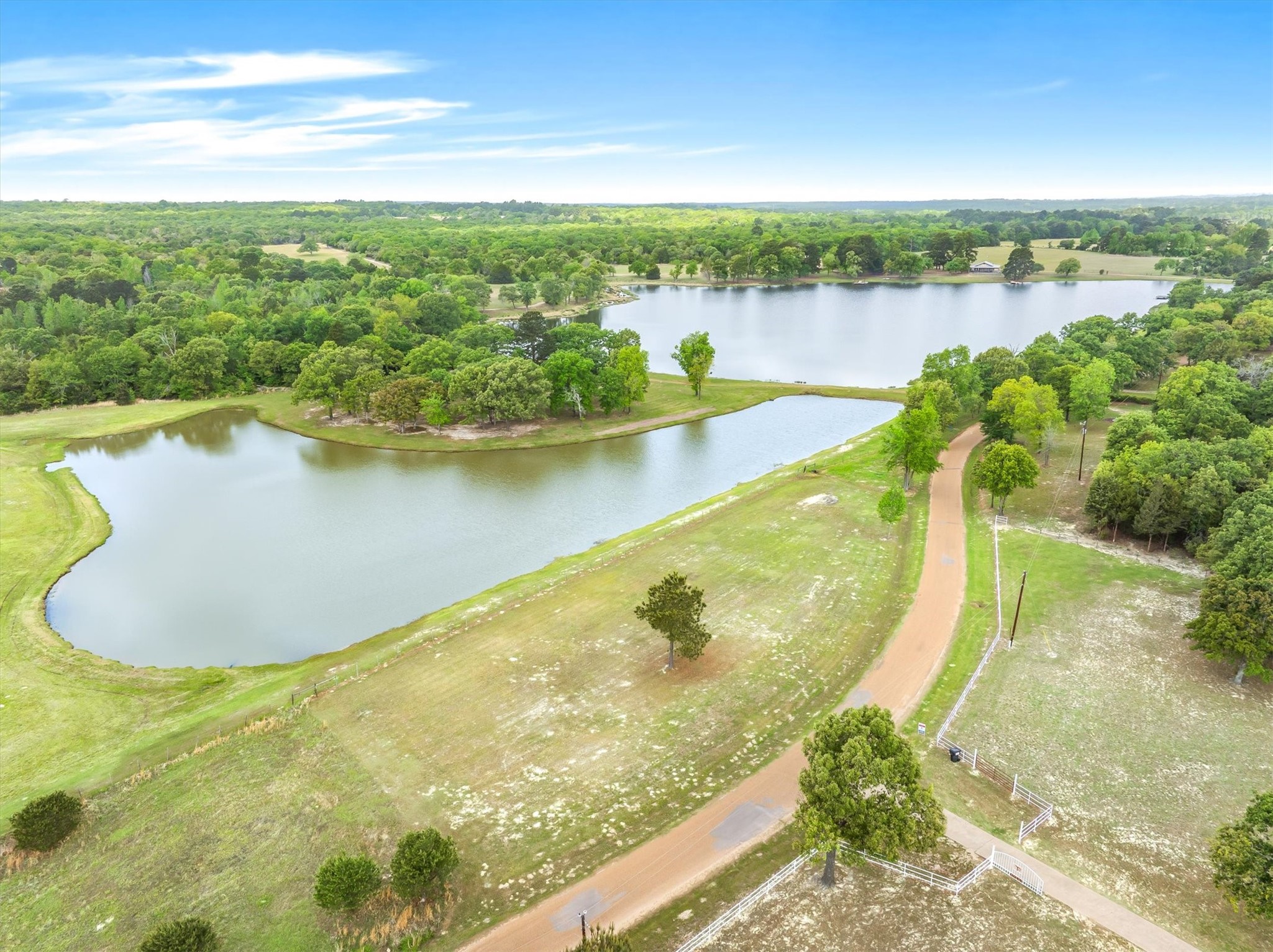7700 County Road 3700 Athens TX 75752