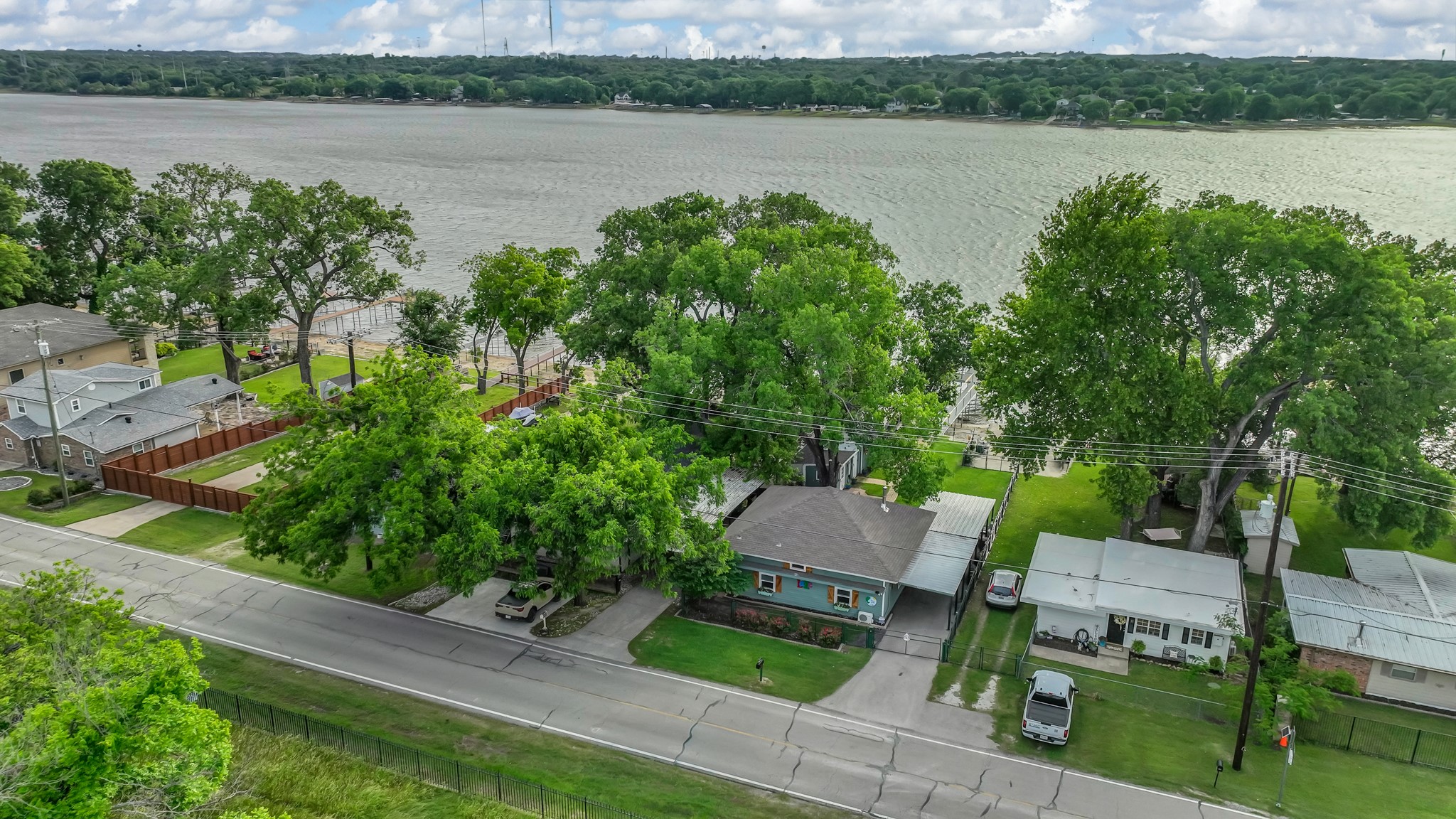 2005 E Lake Drive Weatherford TX 76087