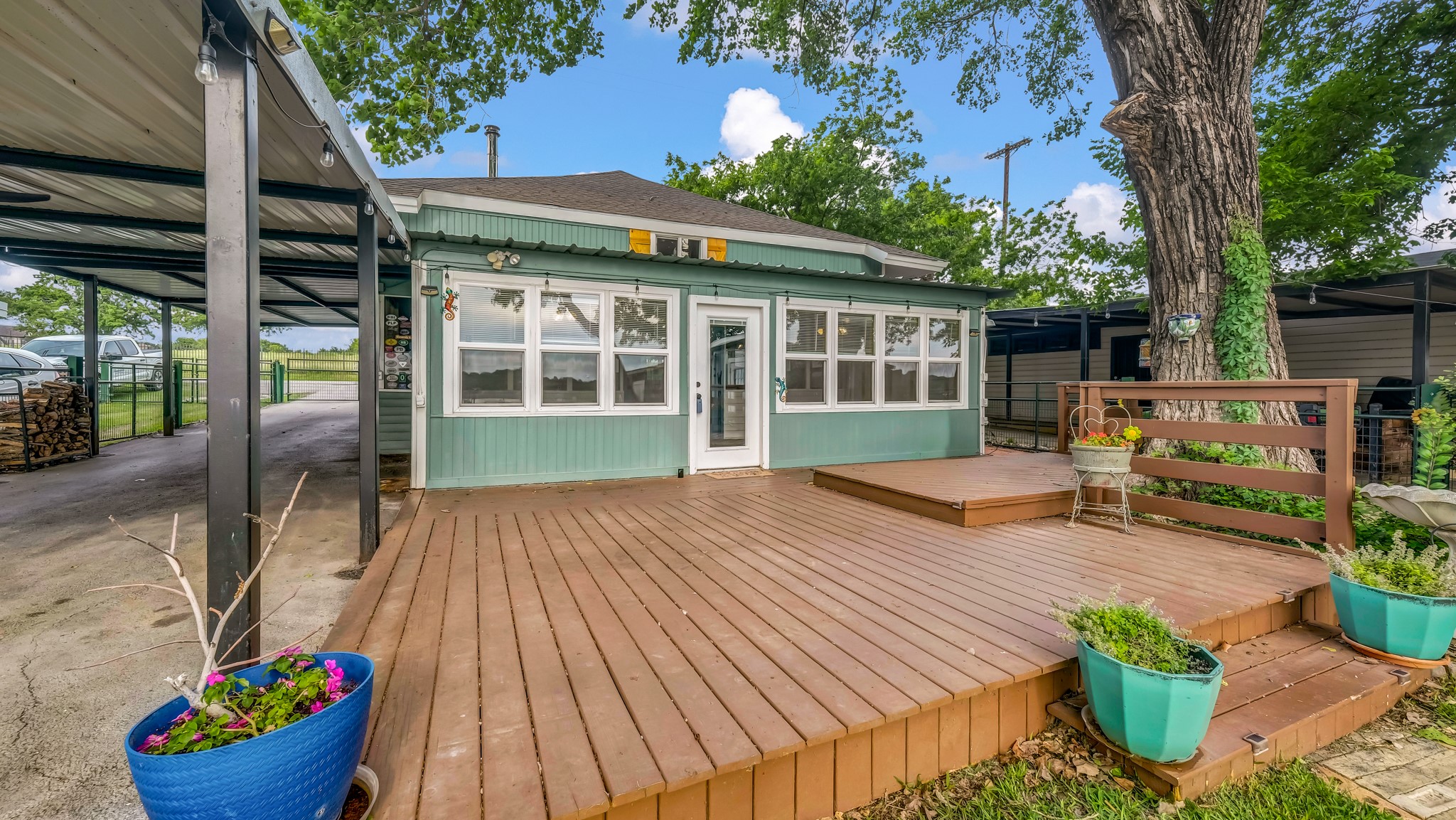 2005 E Lake Drive Weatherford TX 76087