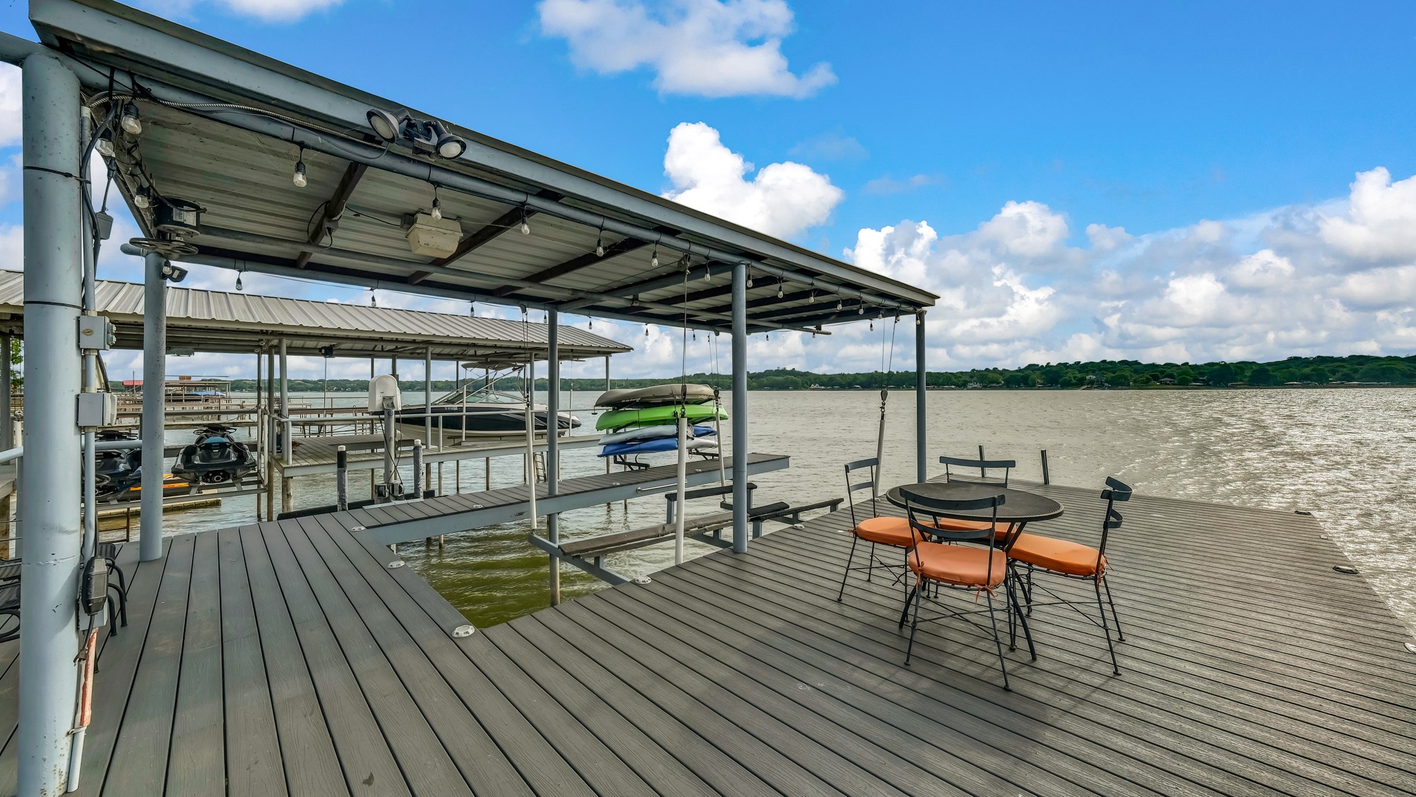 2005 E Lake Drive Weatherford TX 76087