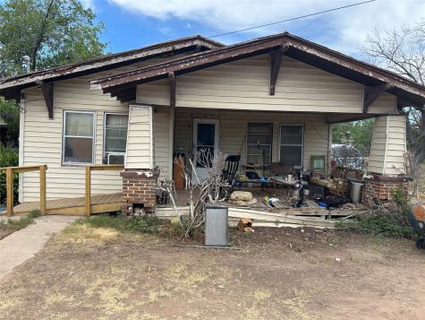 210 W 25th Street San Angelo TX 76903