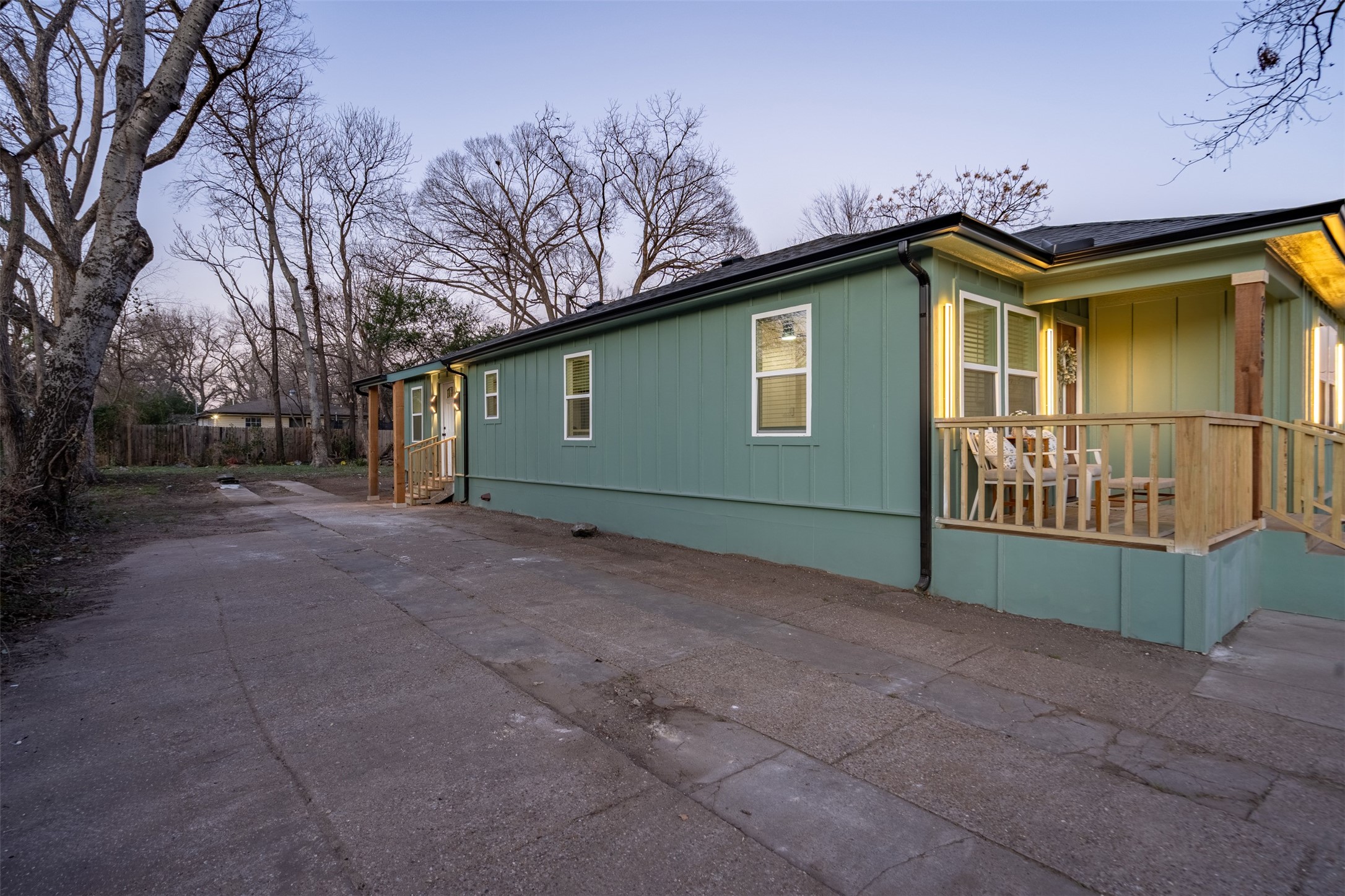 2807 Silkwood Street Dallas TX 75215