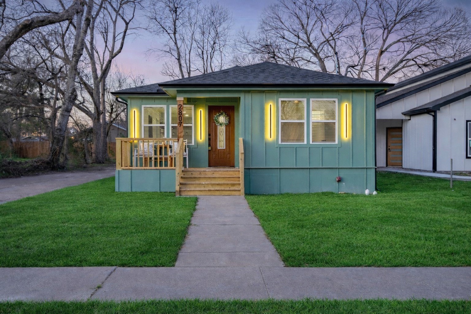 2807 Silkwood Street Dallas TX 75215