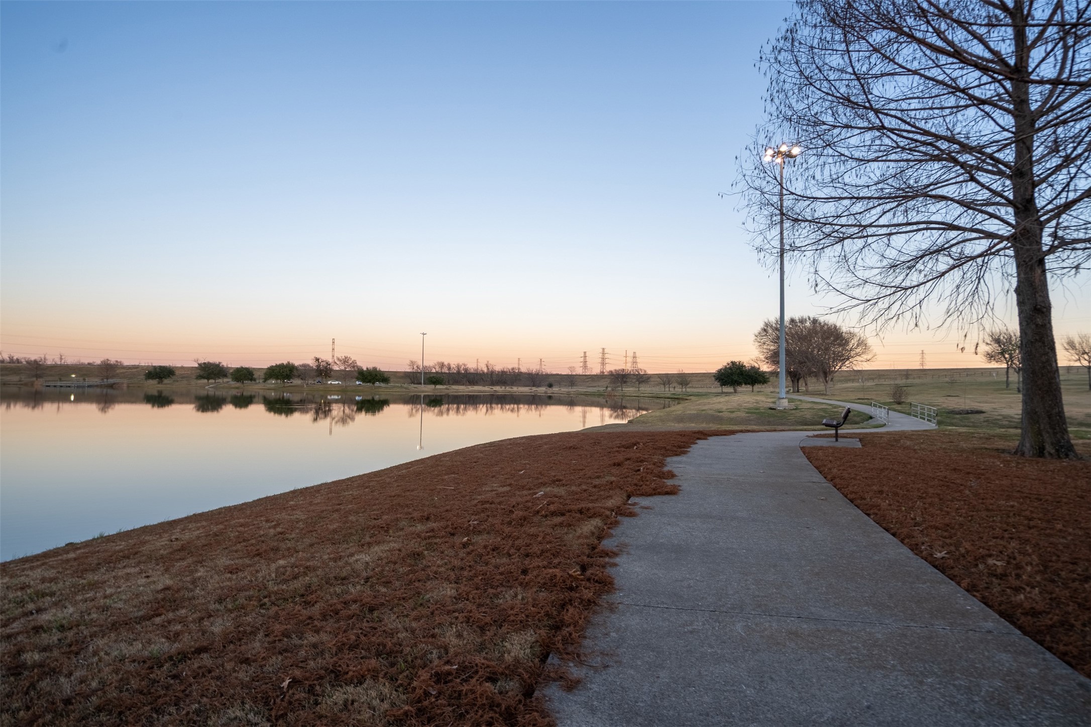 2807 Silkwood Street Dallas TX 75215