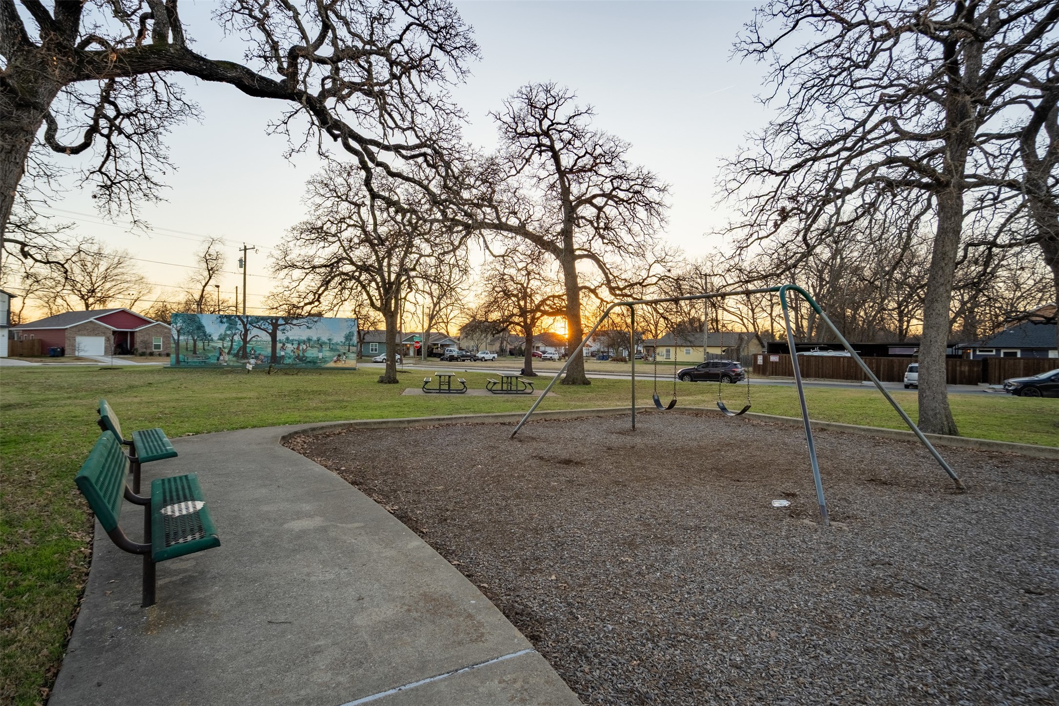 2807 Silkwood Street Dallas TX 75215