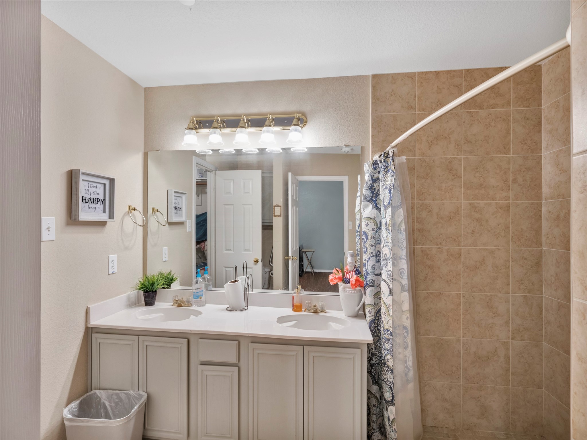 3361 Leigh Court Sachse TX 75048