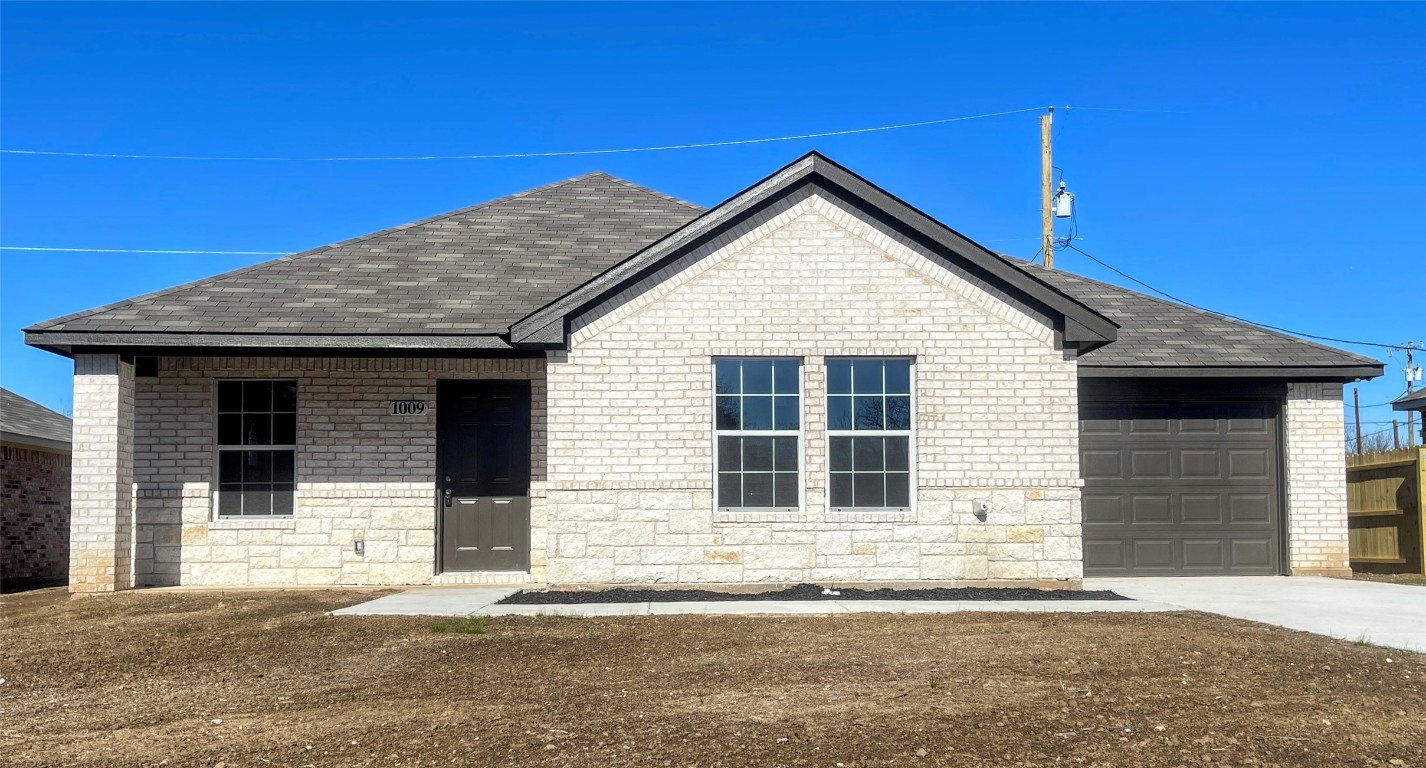 1009 SE 13th Street Mineral Wells TX 76067