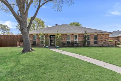 204 Willowcrest Drive Garland TX 75040