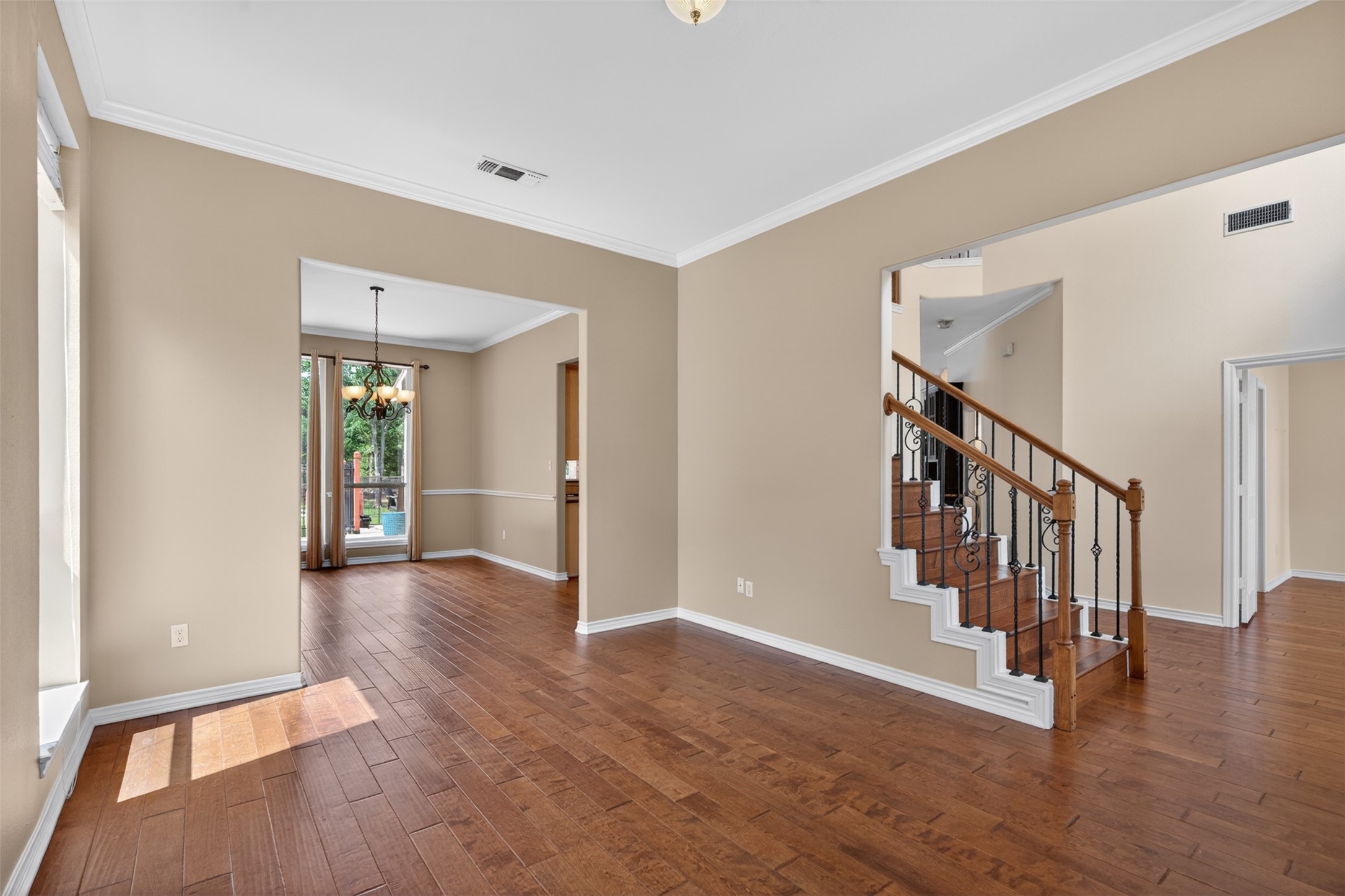 2409 Summer Court Arlington TX 76001
