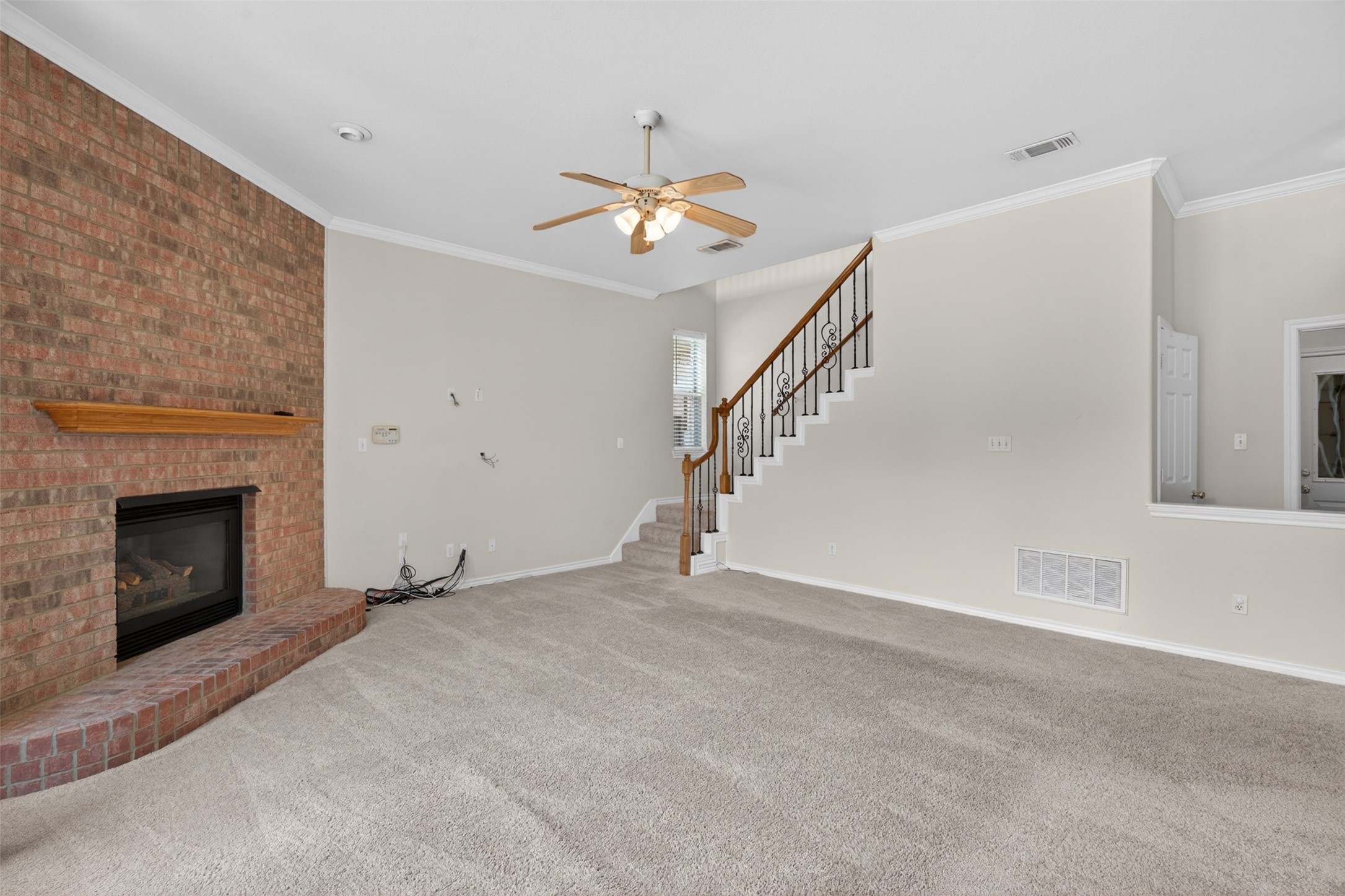 2409 Summer Court Arlington TX 76001