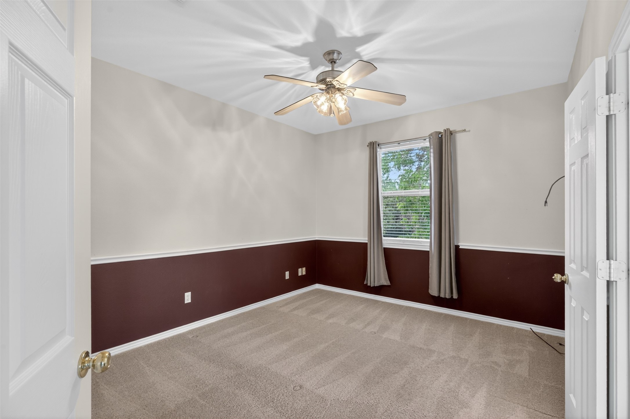 2409 Summer Court Arlington TX 76001