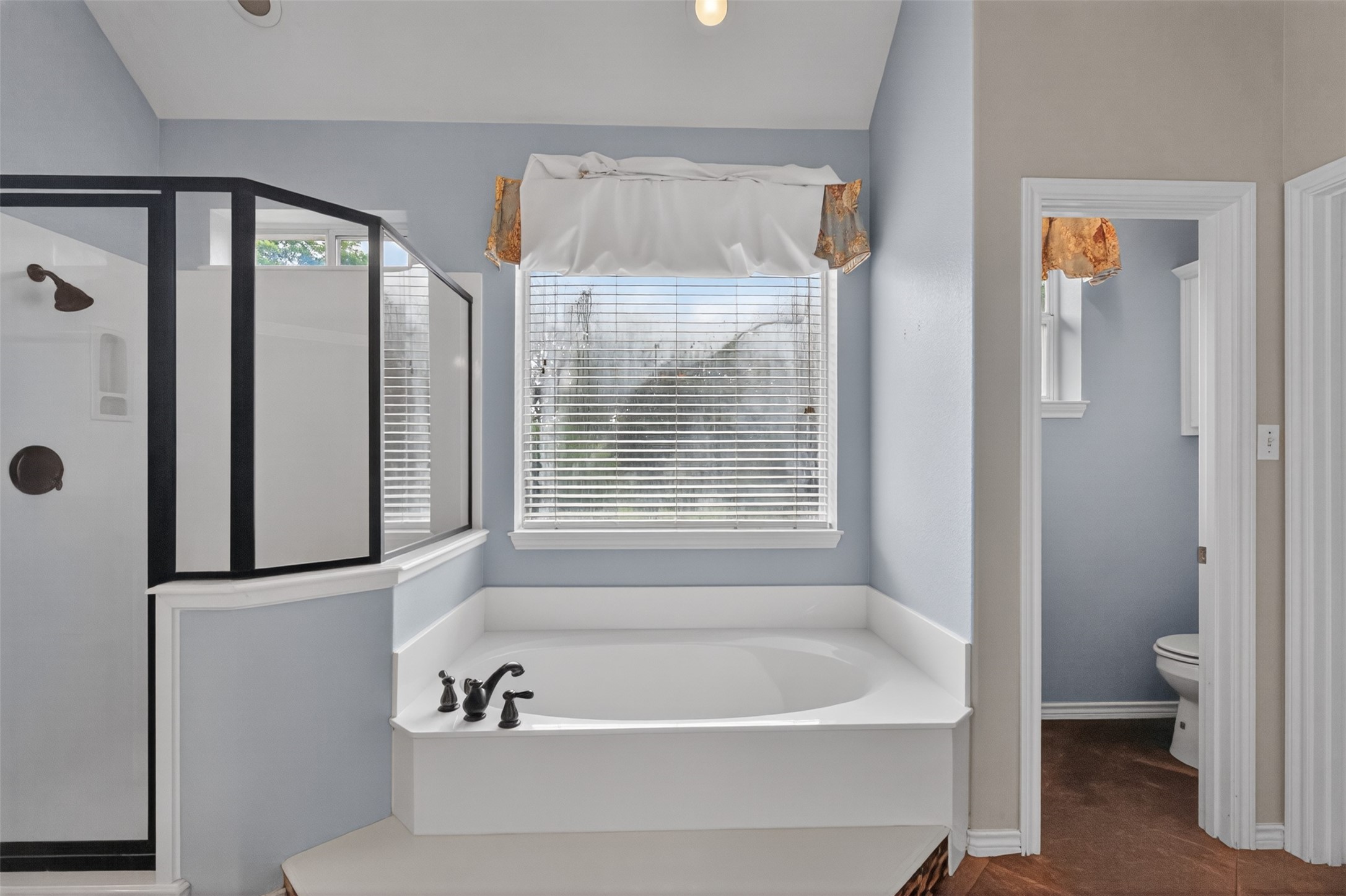 2409 Summer Court Arlington TX 76001