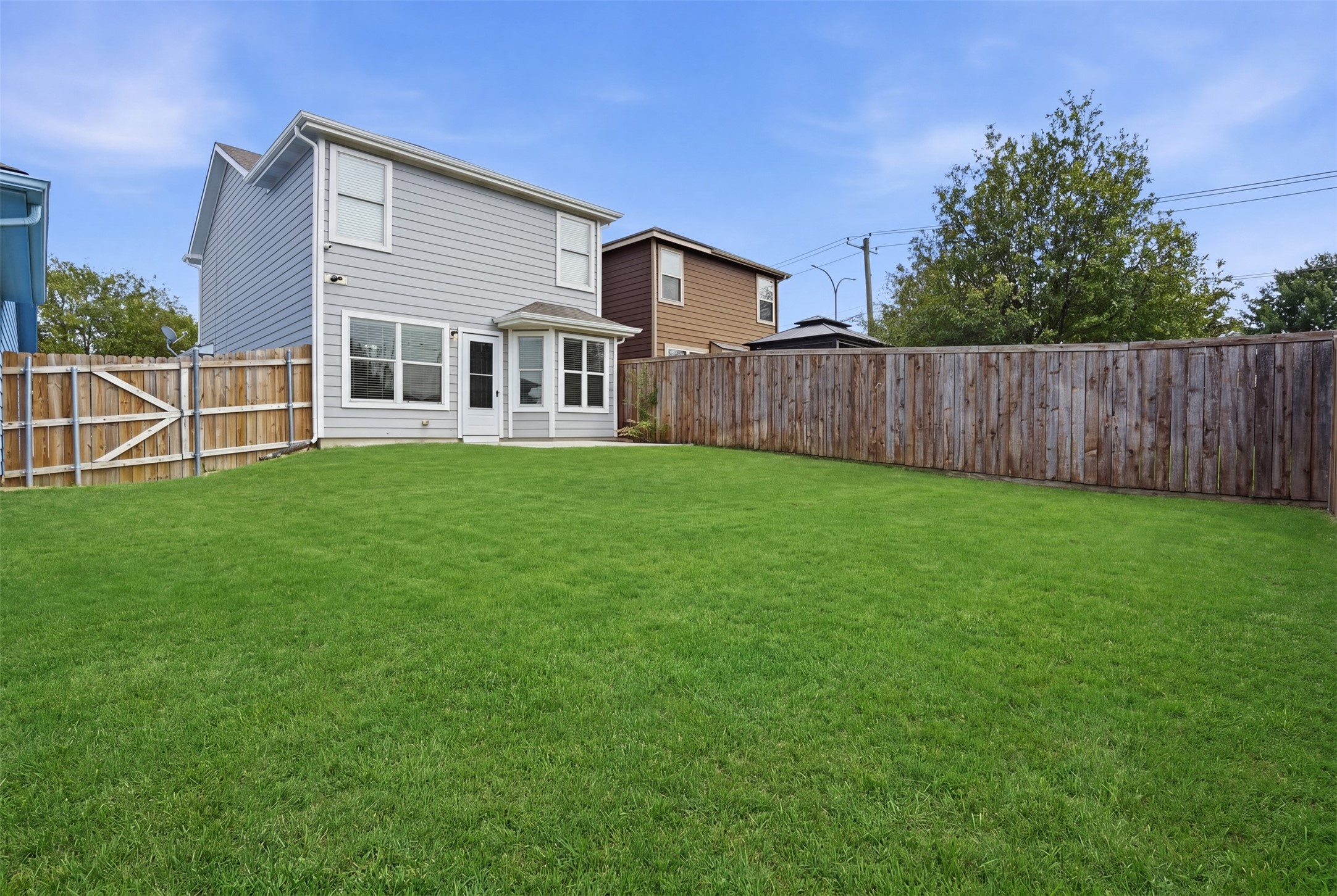852 Village Point Lane Fort Worth TX 76108