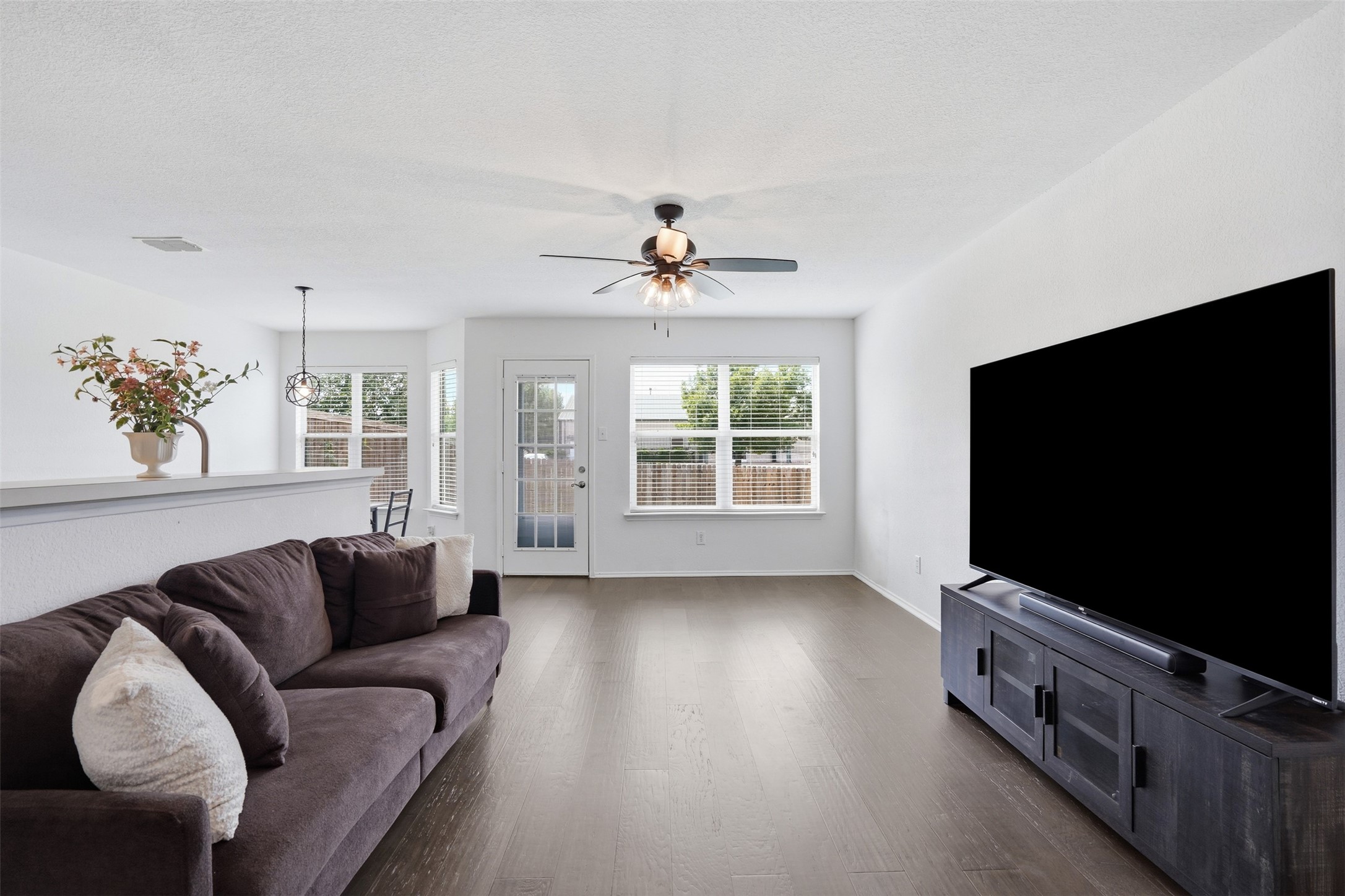 852 Village Point Lane Fort Worth TX 76108
