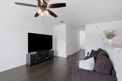 852 Village Point Lane Fort Worth TX 76108