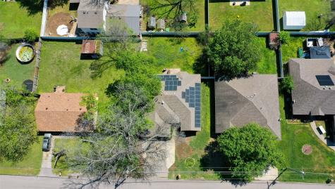 604 N Cherry Street Aubrey TX 76227