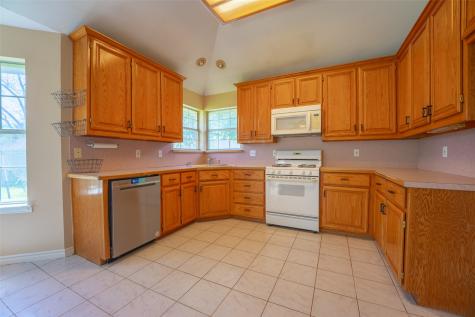 604 N Cherry Street Aubrey TX 76227