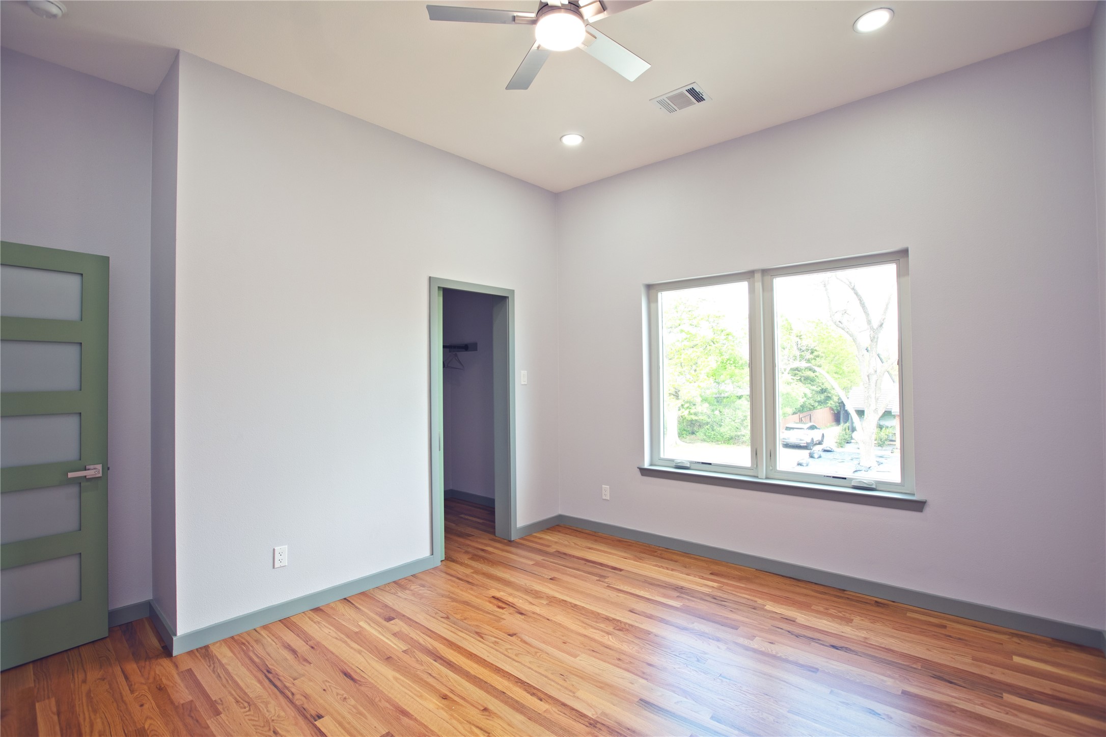 515 Aqua Drive Dallas TX 75218