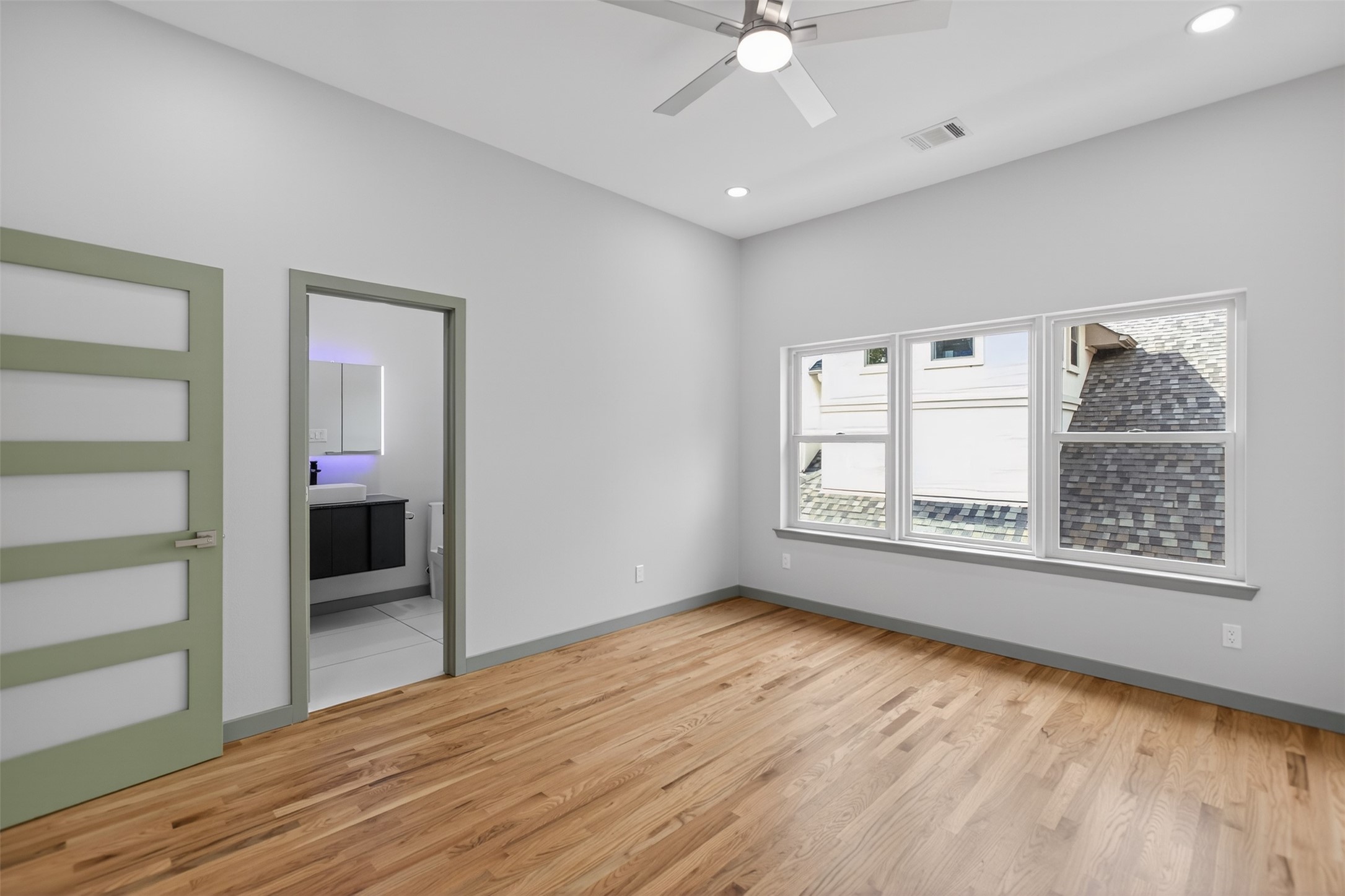515 Aqua Drive Dallas TX 75218