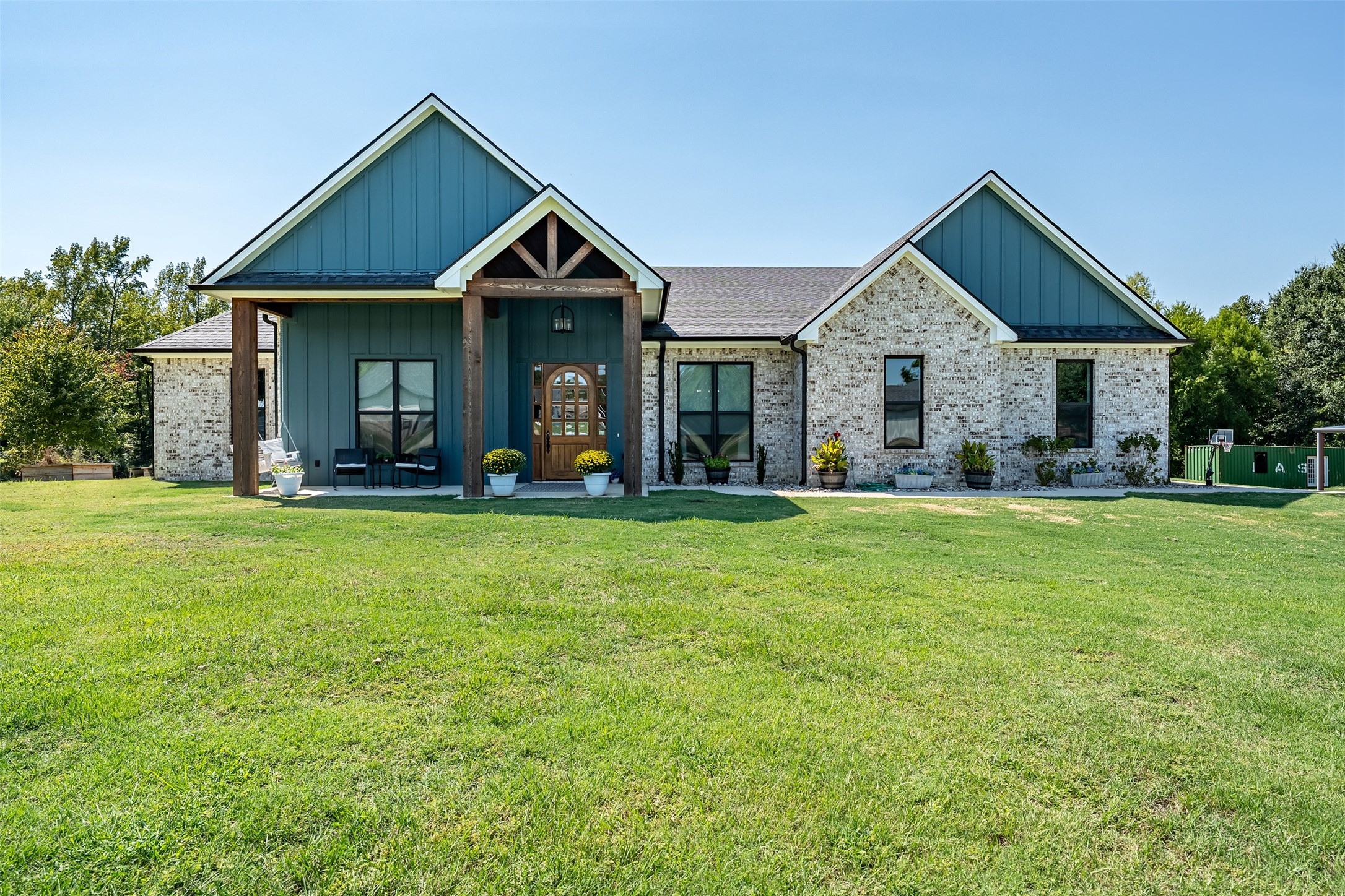 150 Cr 2337 Mineola TX 75773