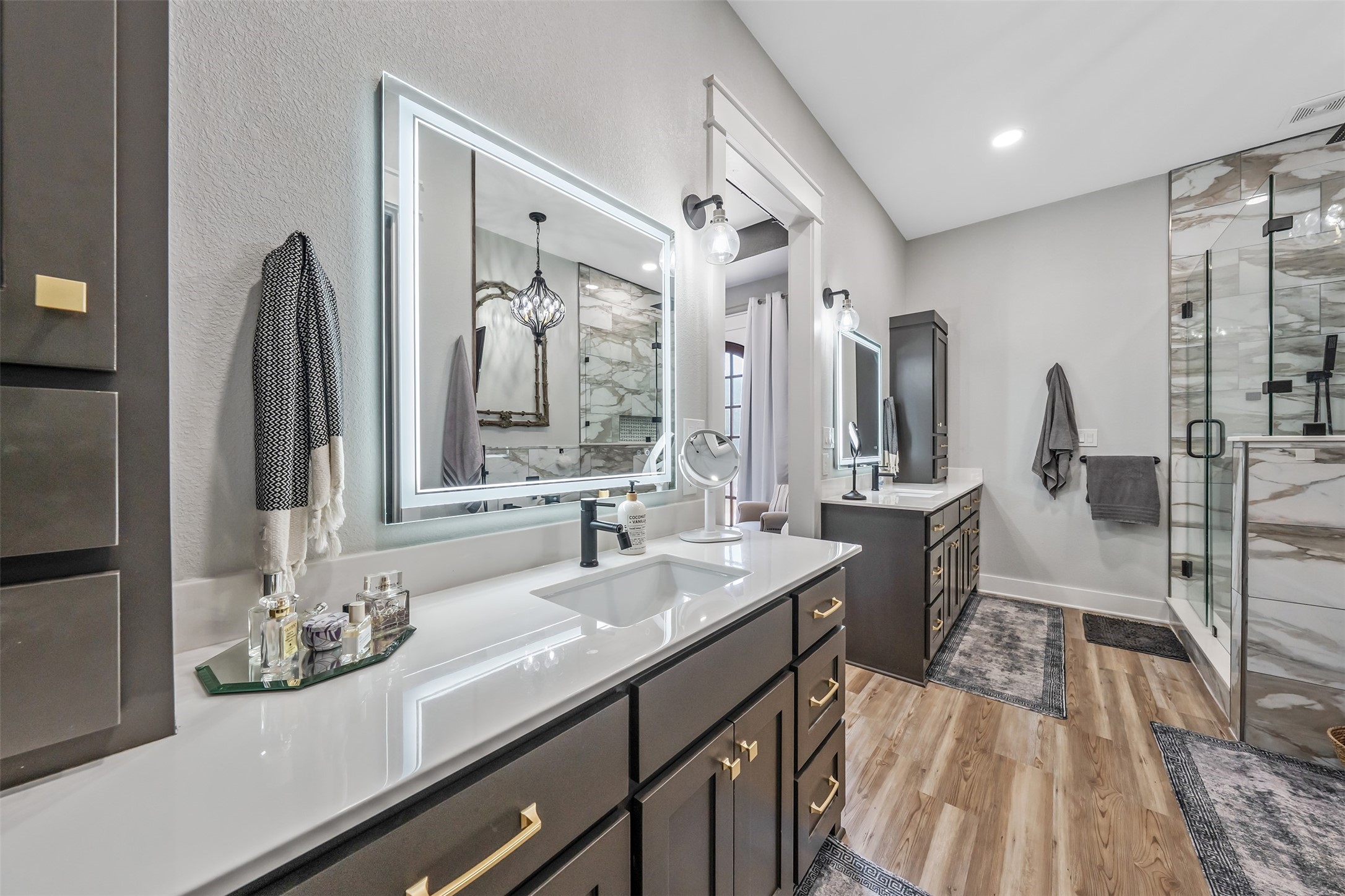 150 Cr 2337 Mineola TX 75773