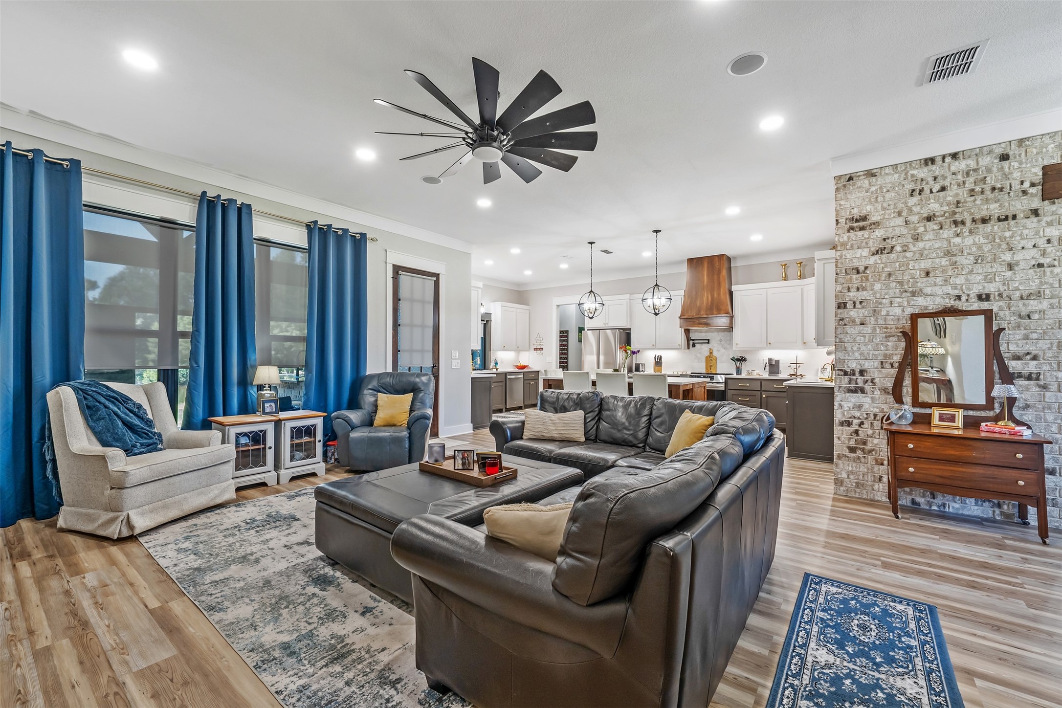 150 Cr 2337 Mineola TX 75773