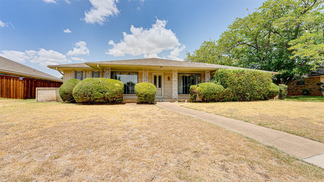217 Laurie Avenue Desoto TX 75115