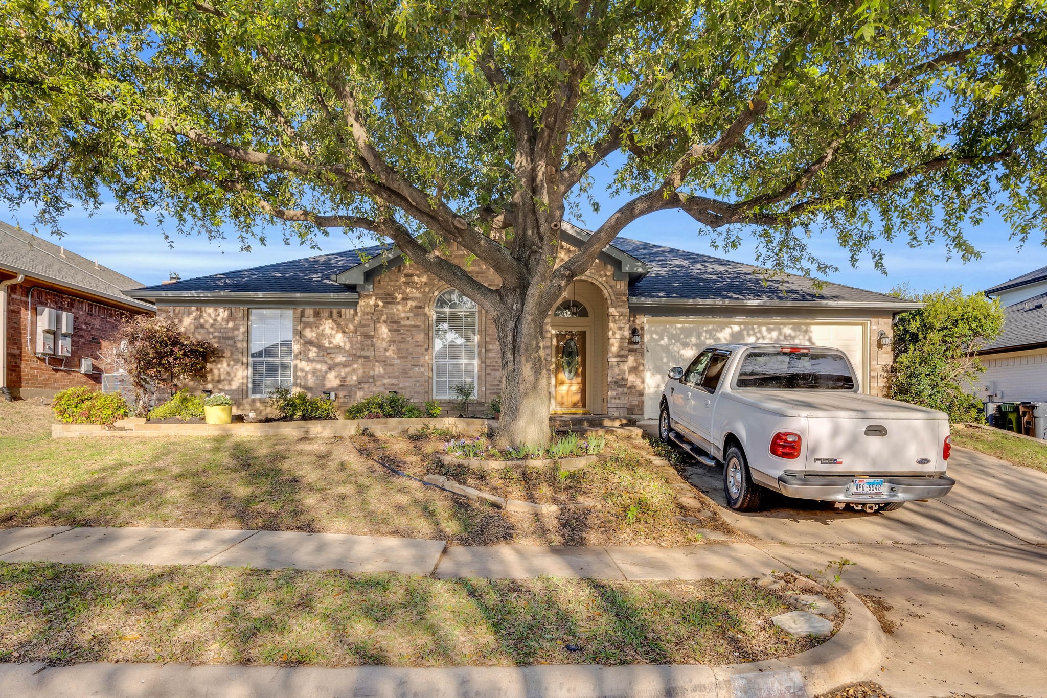 8002 Peregrine Trail Arlington TX 76001