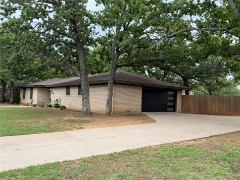 522 Crestwood Drive Eastland TX 76448