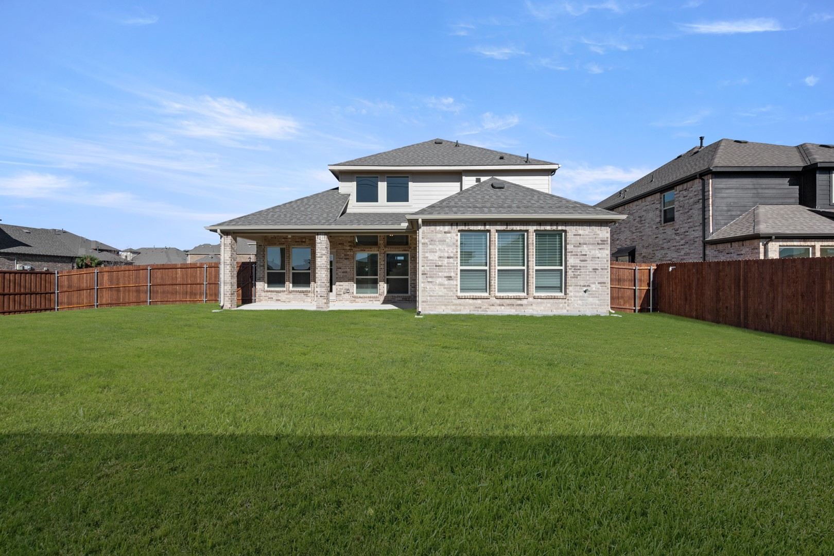 402 Crestview Drive Midlothian TX 76065