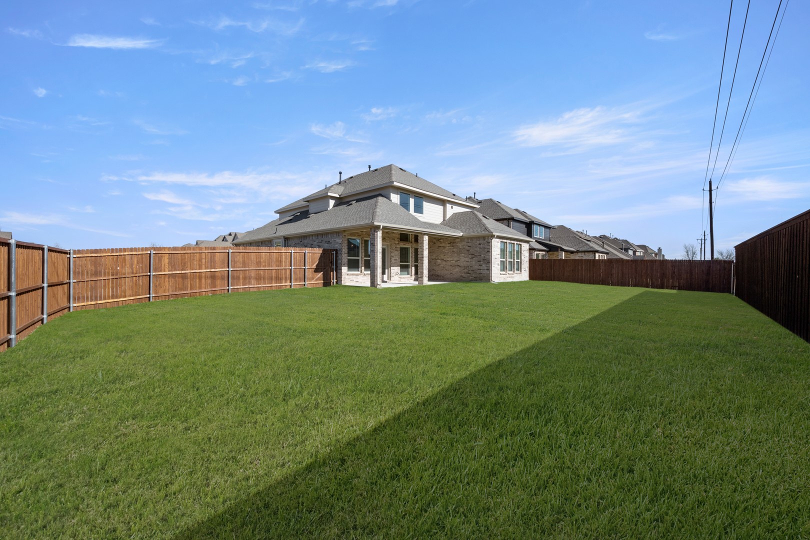 402 Crestview Drive Midlothian TX 76065