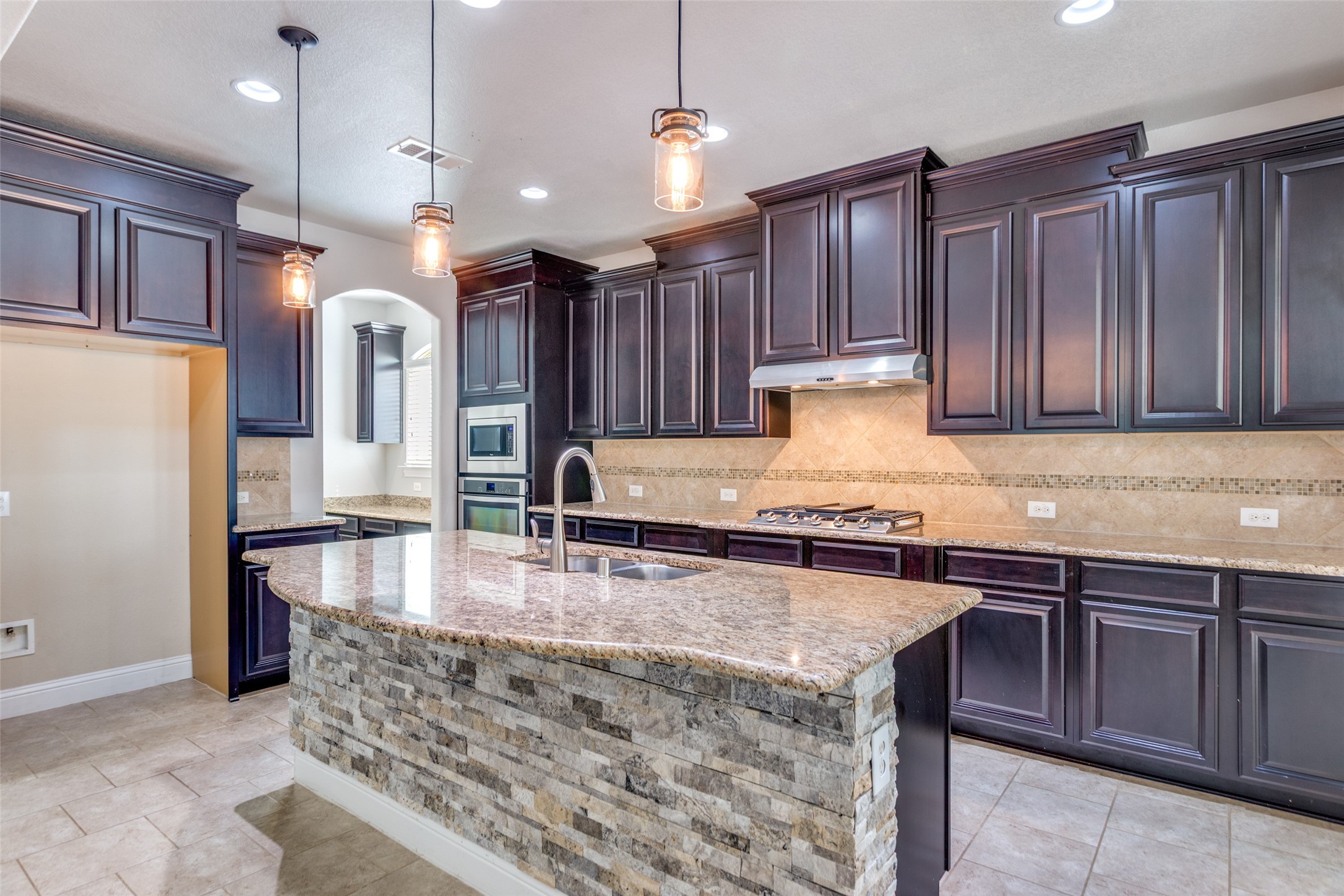 1505 5th Street Argyle TX 76226