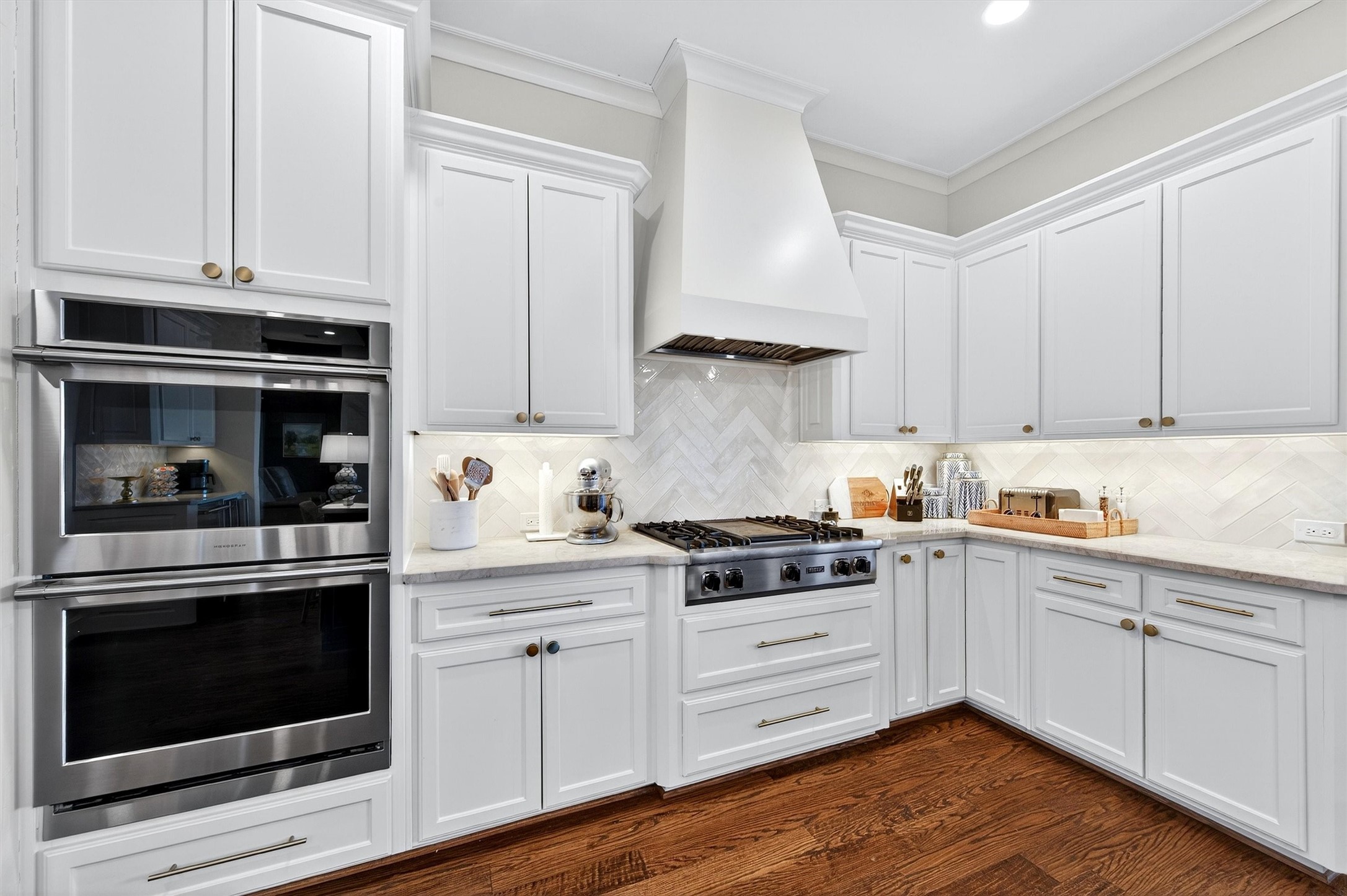 600 Kiowa Drive E Lake Kiowa TX 76240